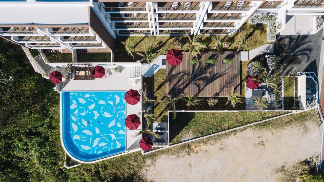 Hideout Okinawa Урума Экстерьер фото