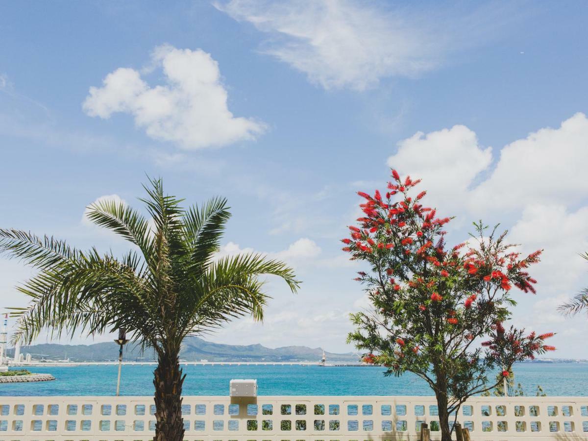Hideout Okinawa Урума Экстерьер фото